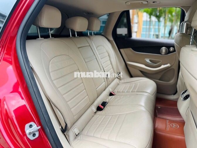 Mercedes GLC300 AMG 4MATIC 2022 Đỏ 68.000 miles