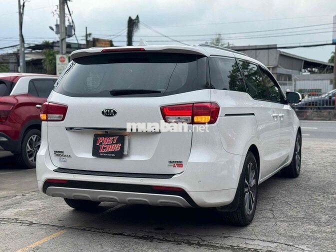 KIA Sedona 2017 7 chỗ Trắng 92.000km
