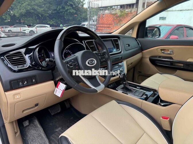 KIA Sedona 2017 7 chỗ Trắng 92.000km