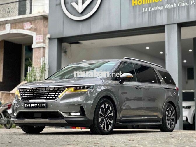 Kia Carnival Signature 2024 Máy dầu Số tự động Xám