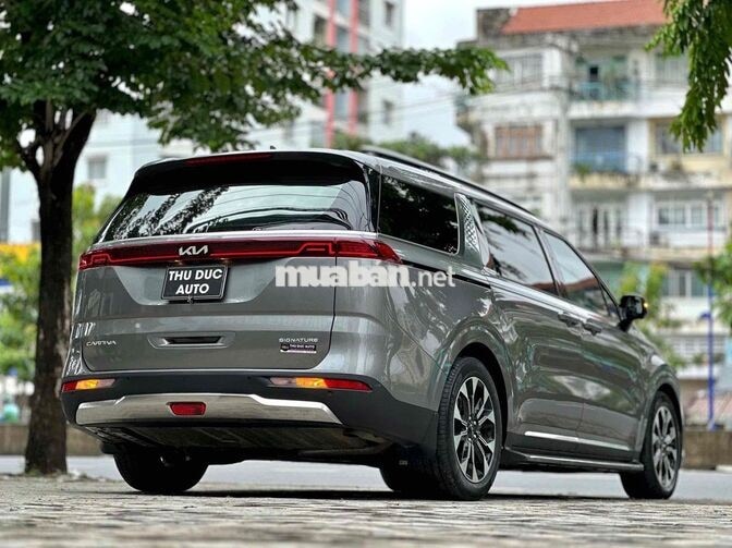 Kia Carnival Signature 2024 Máy dầu Số tự động Xám