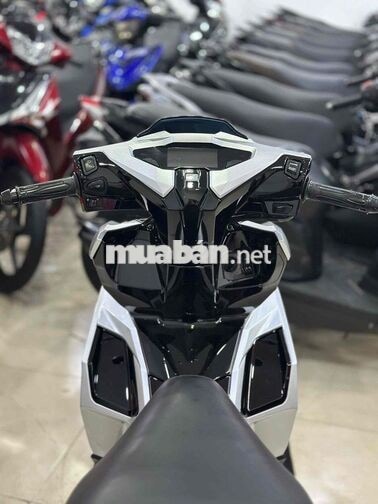 Honda Air Blade 150 Bạc Poche.Xe khỏi bàn.BSTP