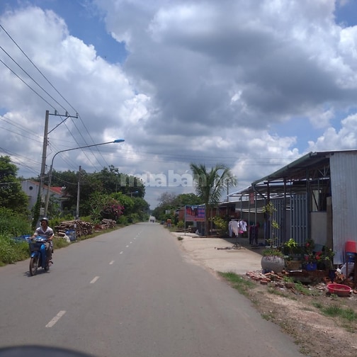 2tr5/m2 ngay KCN Minh Hưng cách QL13 đúng 700m