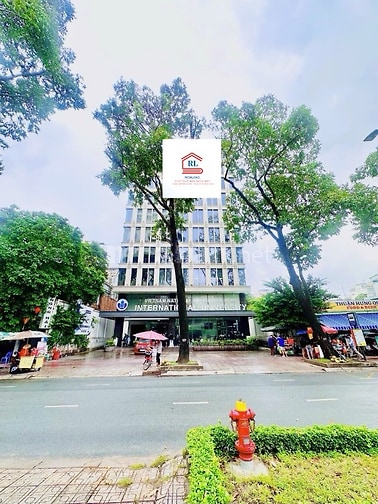 Cho thuê tòa nhà văn phòng 234 Pasteur, P.6, Q.3, DT 2.991m có PCCC