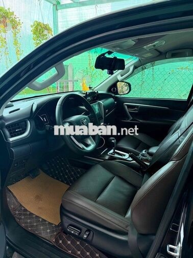 Toyota Fortuner số tự động