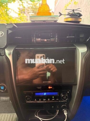 Toyota Fortuner số tự động