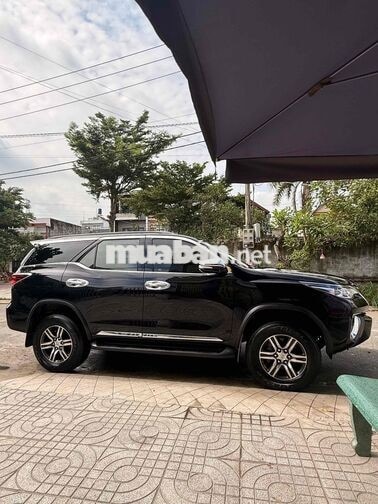 Toyota Fortuner số tự động