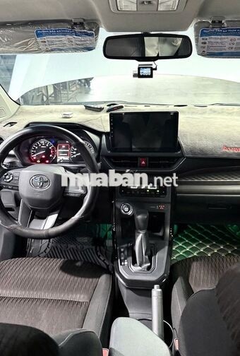 Toyota Avanza Premio 2022 BẠC