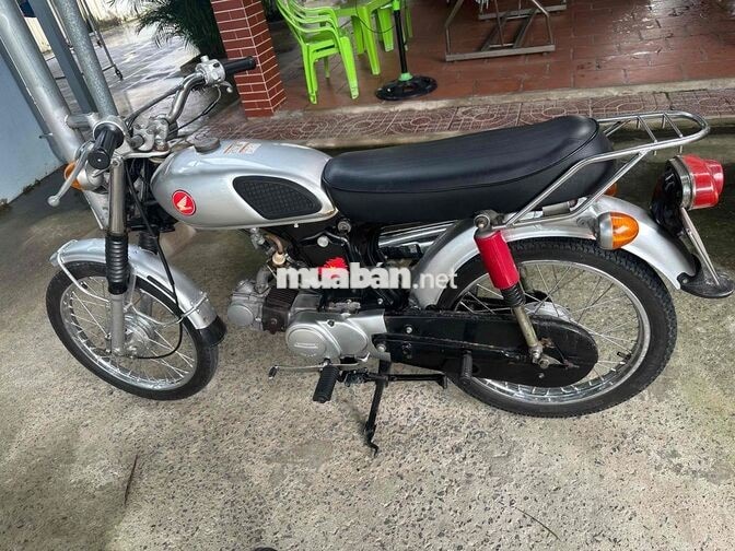 Honda SS50M Cổ điển Đen