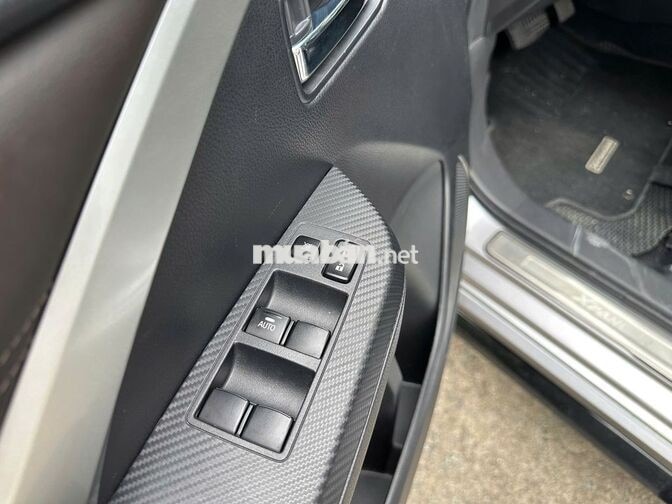 Mitsubishi Xpander 2023 1.5 Premium Bạc 8.000km