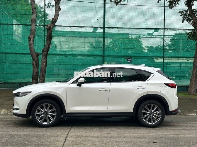 Mazda CX-5 2.0 Premium 2020 Trắng 48.000 km