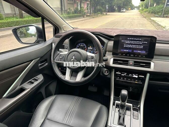 Mitsubishi Xpander 2023 1.5 Premium Bạc 8.000km