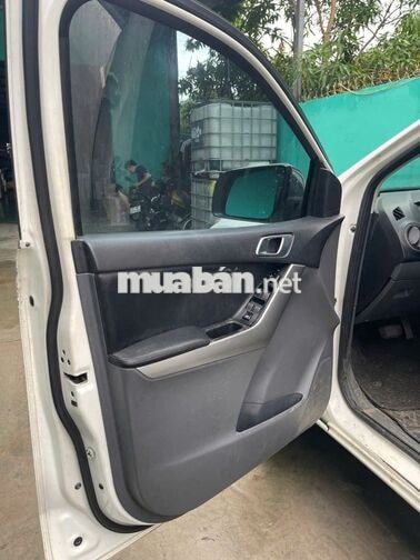 Mazda BT50 2016 Trắng 238.000km