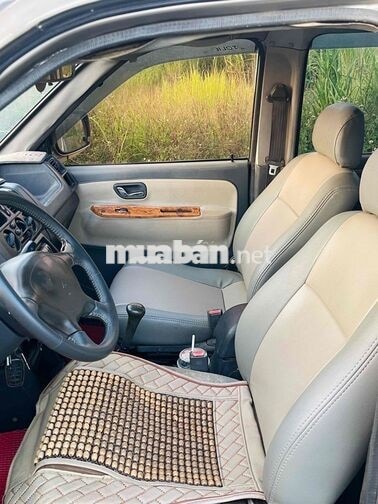 Mitsubishi Jolie 8 chỗ Vàng cát