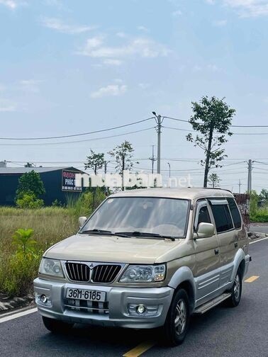 Mitsubishi Jolie 8 chỗ Vàng cát