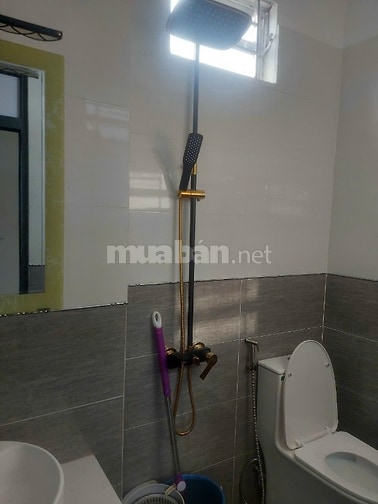 Bán nhà hai mặt tien hẻm, hẻm thông gần chợ và siêu thị 