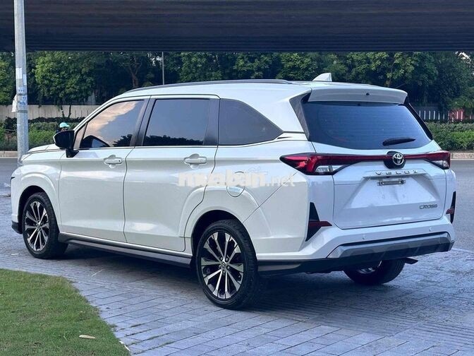 Toyota Veloz Cross 2022 Top 1 chủ bao zin chếch