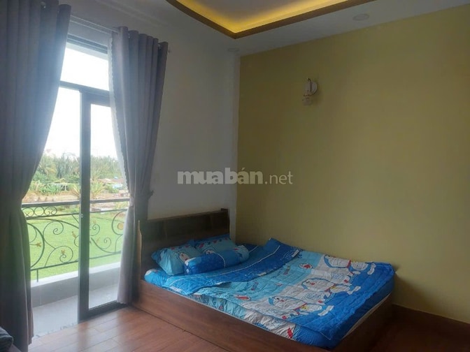 Bán nhà hai mặt tien hẻm, hẻm thông gần chợ và siêu thị 