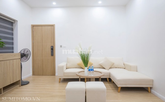 căn hộ DV  1 ngủ rộng 80m2 tại 535 Kim Mã- 550 USD/ tháng - full  đồ