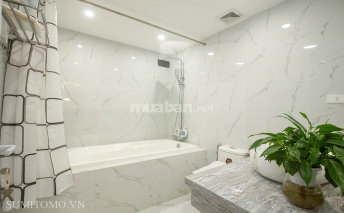 căn hộ DV  1 ngủ rộng 80m2 tại 535 Kim Mã- 550 USD/ tháng - full  đồ