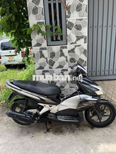 Cần bán xe Honda Air Blade Đen giao cccd chủ