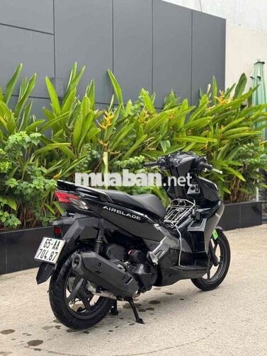 Honda Air Blade 125 2025 Đen 8000 km