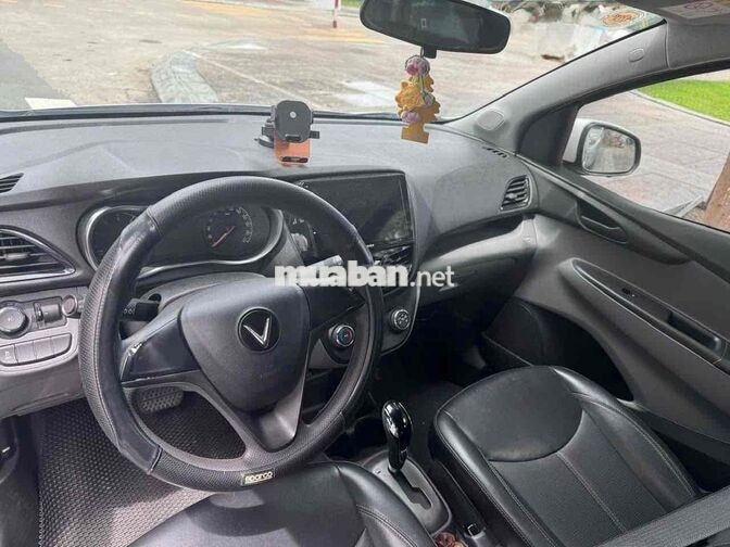VinFast Fadil Base Trắng