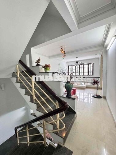 Bán Nhà Ngô Đức Kế Tân Lập Nha Trang Ngang 4m Sổ Hồng Riêng