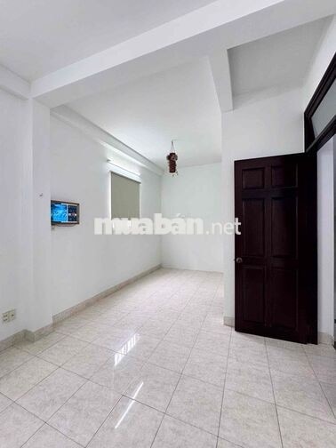Bán Nhà Ngô Đức Kế Tân Lập Nha Trang Ngang 4m Sổ Hồng Riêng