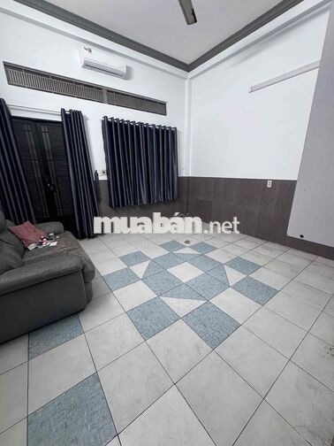 nhà mặt tiền kinh doanh khu tên lửa