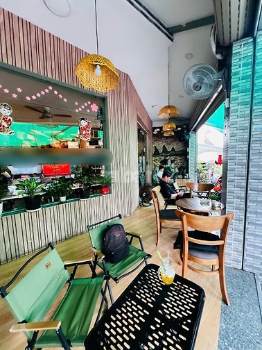 Sang quán cafe góc 2 mặt tiền gần ĐH Bách Khoa , ĐH Hoa Sen Quận 10