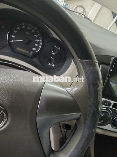Toyota Innova 2014 Số sàn Vàng cát