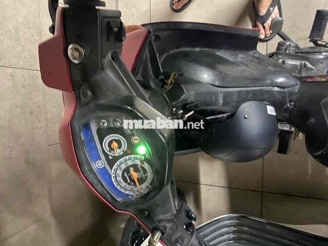 Yamaha Taurus Đỏ đen Xe số
