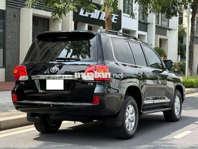 Bán Toyota Land Cruiser 4.6 sản xuất 2015.