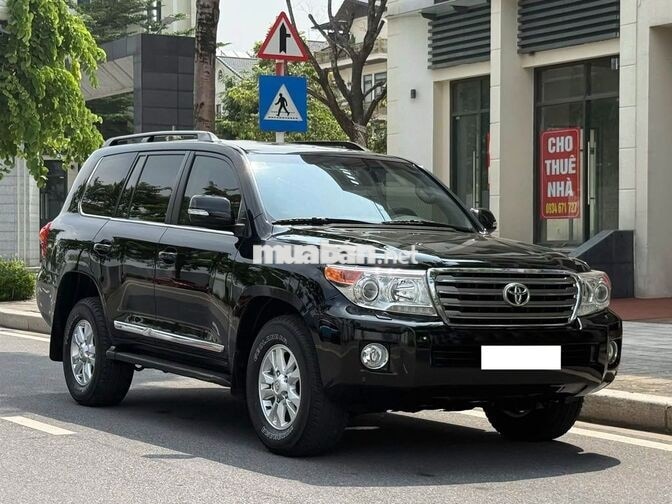 Bán Toyota Land Cruiser 4.6 sản xuất 2015.