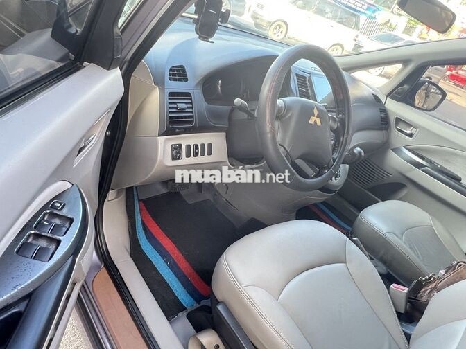 Mitsubishi Grandis 2005 Tự động 7 chỗ