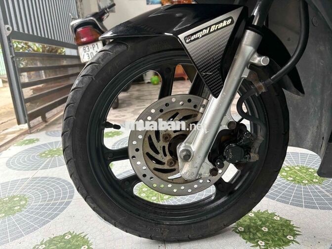 Honda Air Blade Fi 2012 Đen, Vàng đồng