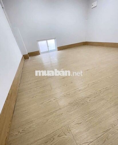 (hh40tr) Nhà 3 tầng ngay Lạc Long Quân Âu Cơ 