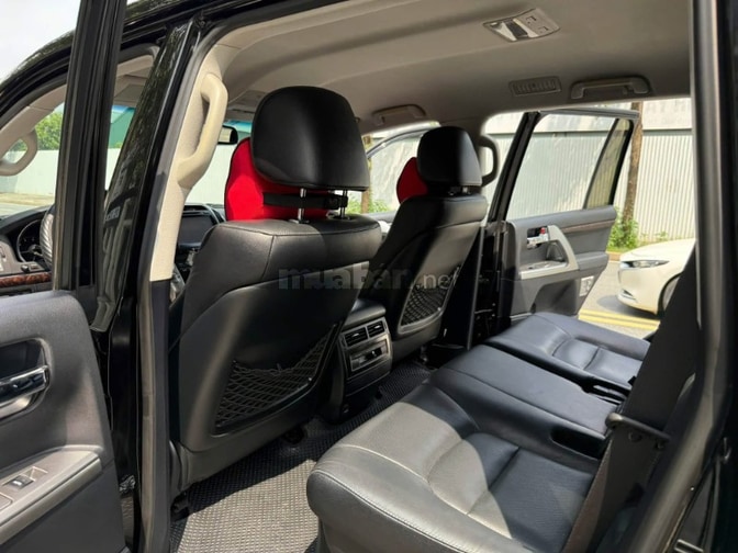Bán Toyota Land Cruiser 4.6 sản xuất 2015.