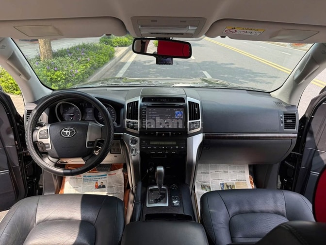 Bán Toyota Land Cruiser 4.6 sản xuất 2015.
