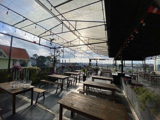 Cho thuê mặt bằng mặt tiền 400m2 // 3 tháng 4 cửa ngõ thành phố 