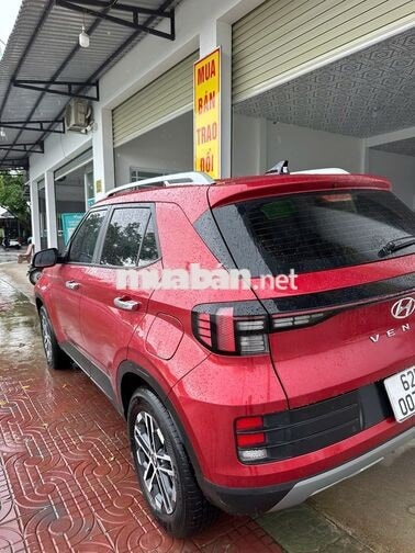 Hyundai Venue 2024-30000km