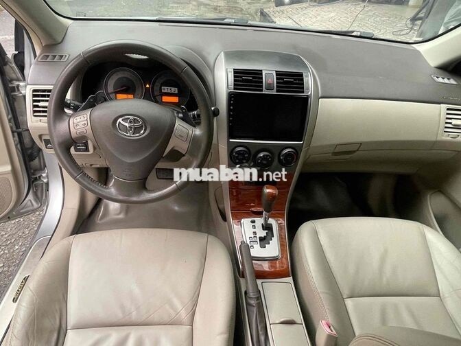 Corolla Altis 2010 2.0V cực chất và rất đẹp