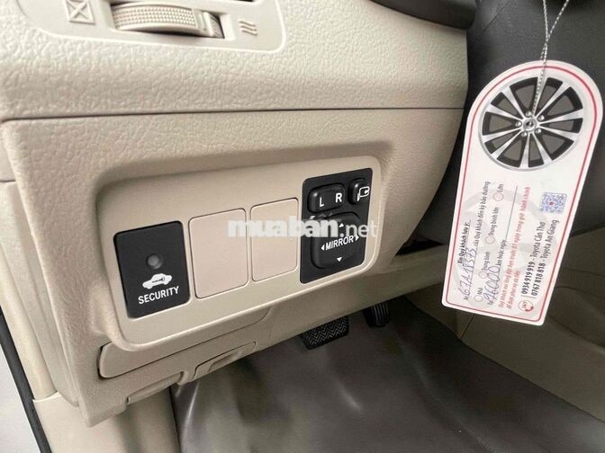 Corolla Altis 2010 2.0V cực chất và rất đẹp