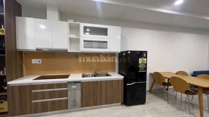 CC Central Plaza . Phạm Văn Hai . TB. DT 60m2 2PN. Full NT Giá 14TR