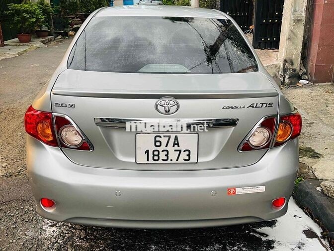 Corolla Altis 2010 2.0V cực chất và rất đẹp