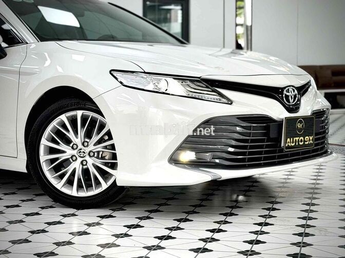 🚘 Toyota Camry 2.5Q 2021 Trắng Ngọc Trai 13.000km