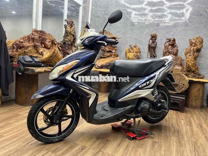 Yamaha Luvias chính chủ biển SG máy bao êm