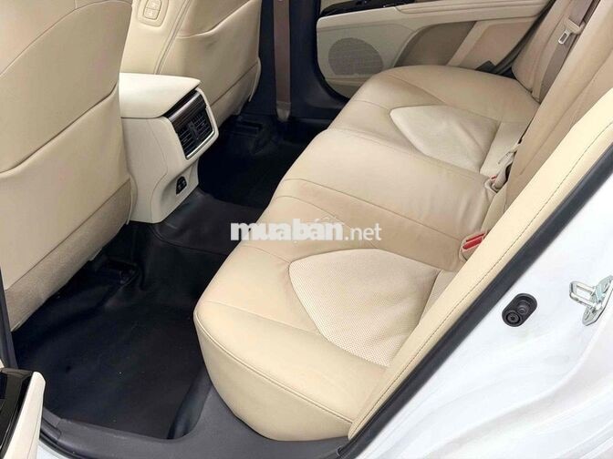 🚘 Toyota Camry 2.5Q 2021 Trắng Ngọc Trai 13.000km