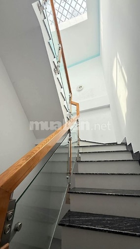 Lh 0389310520 Cần tiền bán căn Phan Văn Hùm Trung Mỹ Tây 40n2/2ty810